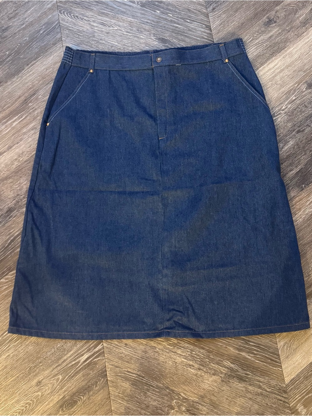 VTG Levi’s Denim Midi A-Line Skirt Elastic Waist Plus Size 18 White Tab